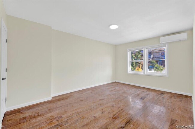 Foto del edificio - 145-71 157th St