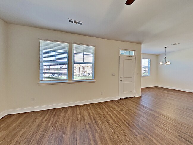 Building Photo - 5109 Jack Byrnes Drive