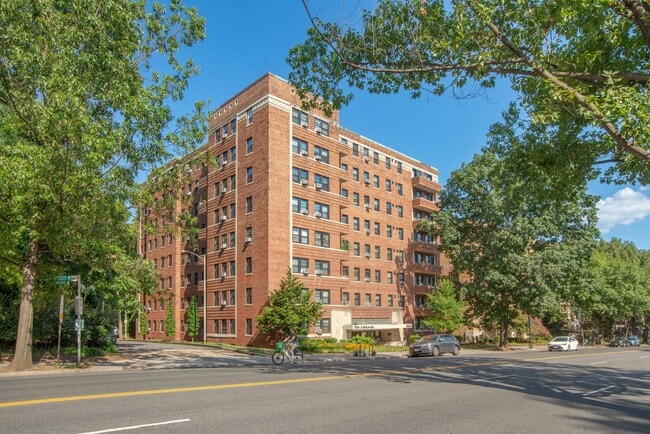 Building Photo - The Parkwest Apartments