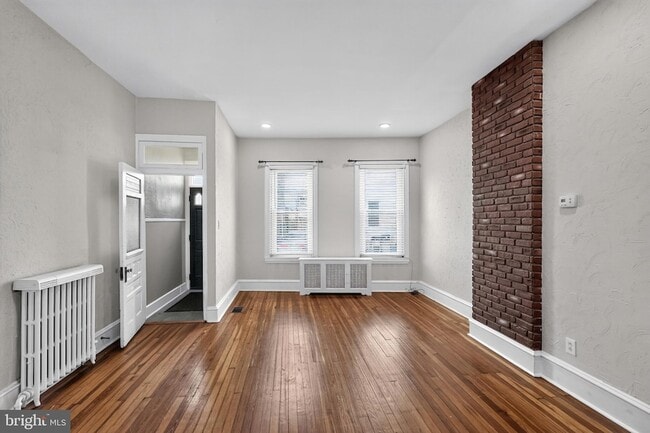 Photo - 185 Baldwin St Townhome