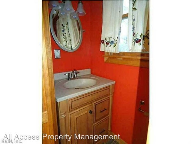 Foto del edificio - 4409 Deep Creek Blvd