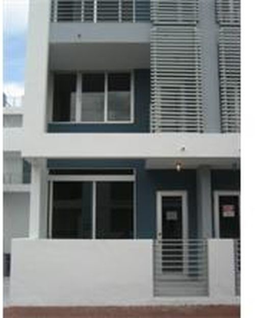 Building Photo - 3339 Virginia St