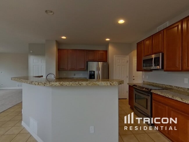 Building Photo - 2275 Bucolo Ave