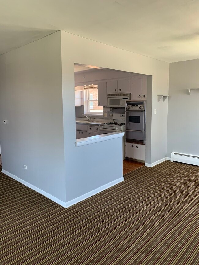 Foto del edificio - 8754 Elmore St