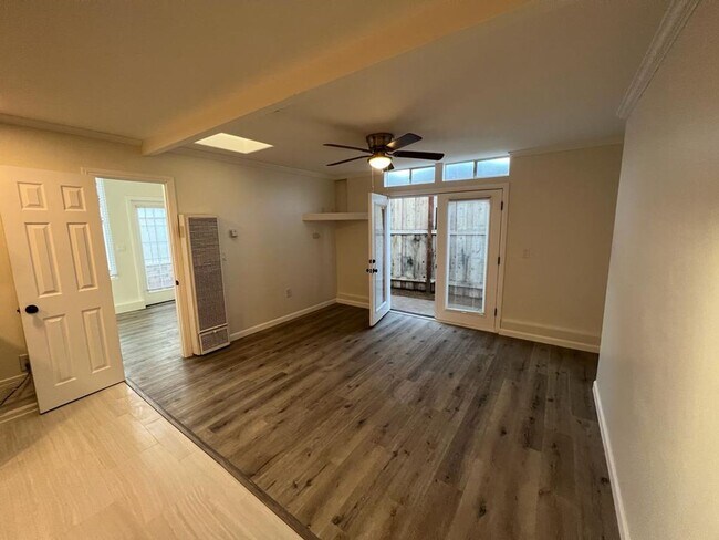 Building Photo - Half Twin Home- Remodeled & Upgraded. Ligh...