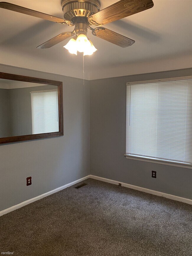 Building Photo - 3 br, 2 bath House - 1359 Pingree Ave