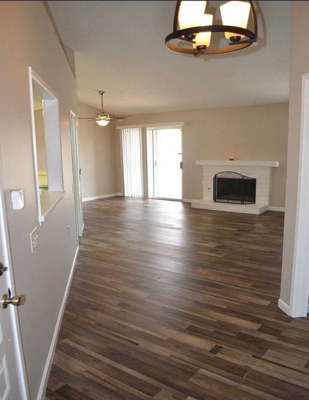 Foto del edificio - 928 Summerfield St