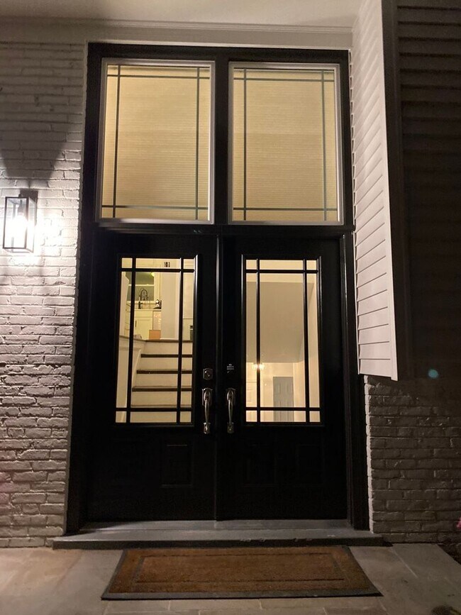 Foto del edificio - 805 Golden Arrow St