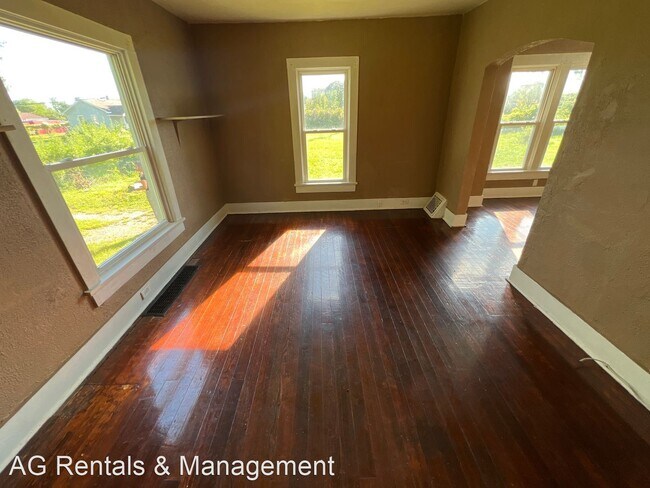 Foto del edificio - 3 br, 1 bath House - 2922 Manford St