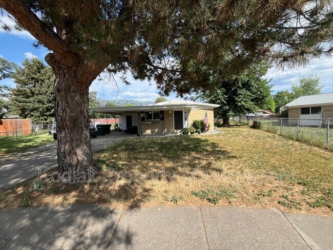Building Photo - 768 N 150 W