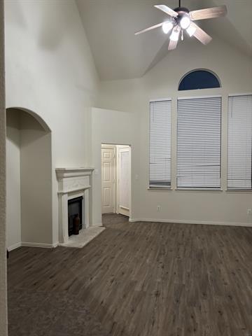 Foto del edificio - 1124 Miramar Ave