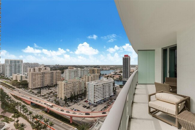 Foto del edificio - 4111 S Ocean Dr