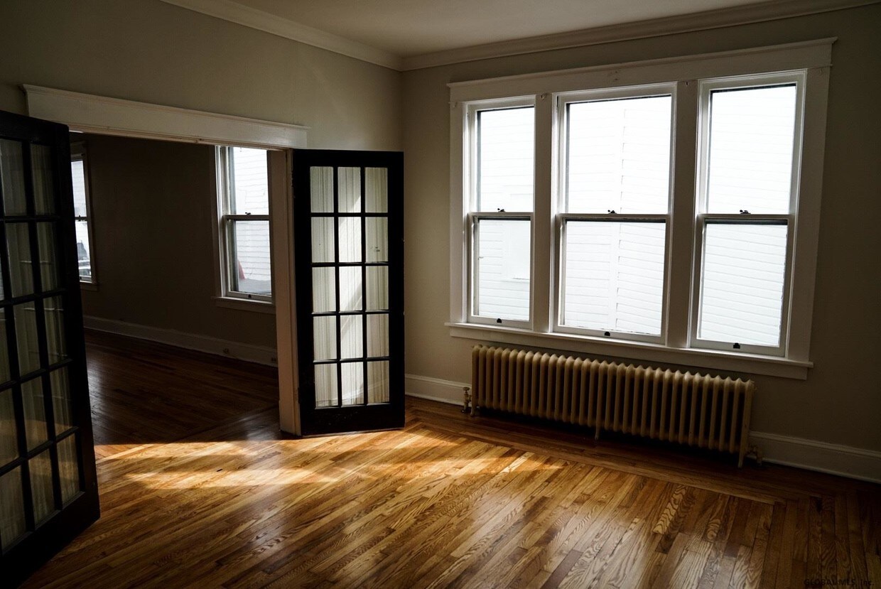 260 Pawling Ave Unit 1, Troy, NY 12180 Room for Rent in Troy, NY
