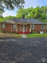 Building Photo - 2117 Clarke St