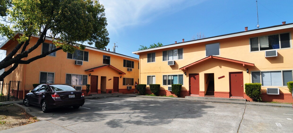 Primary Photo - 5250 14th Ave