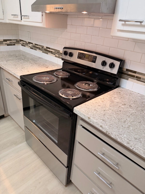 Photo - 525 N San Mateo Dr Apartment