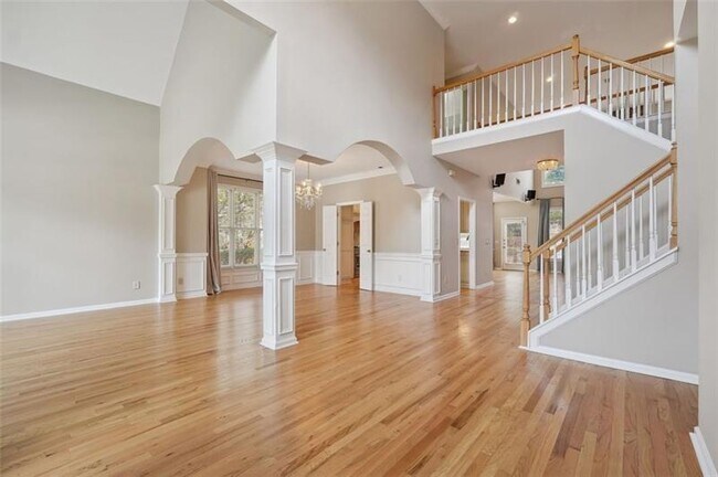 Foto del edificio - 1400 Prestige Valley Dr