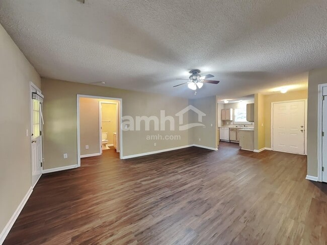 Building Photo - 5008 Lonita St