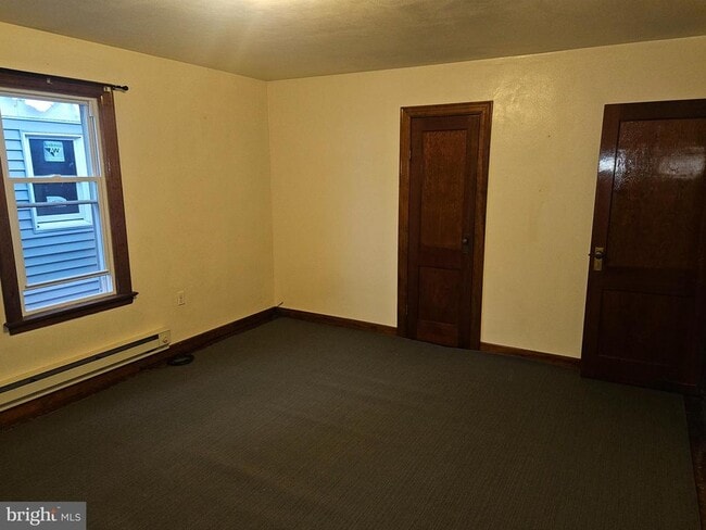 Foto del edificio - 521 E Broad St