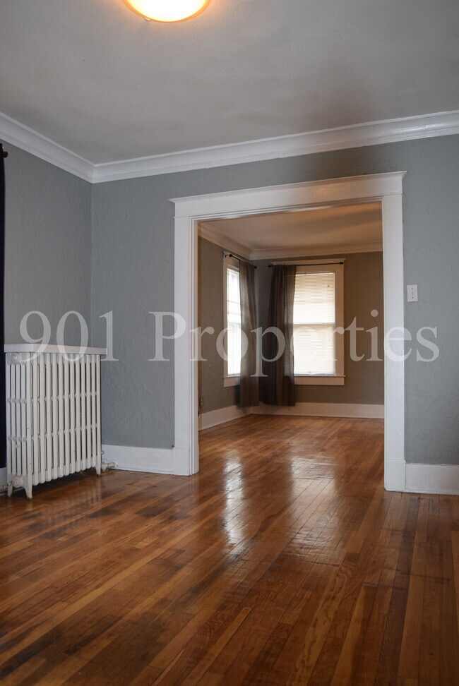 Building Photo - 1677 Tutwiler Ave