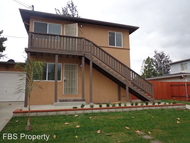 Foto del edificio - 6130-6132 Horton Dr