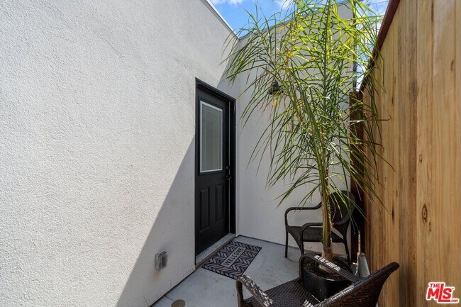 Foto del edificio - 5138 S Hillcrest Dr