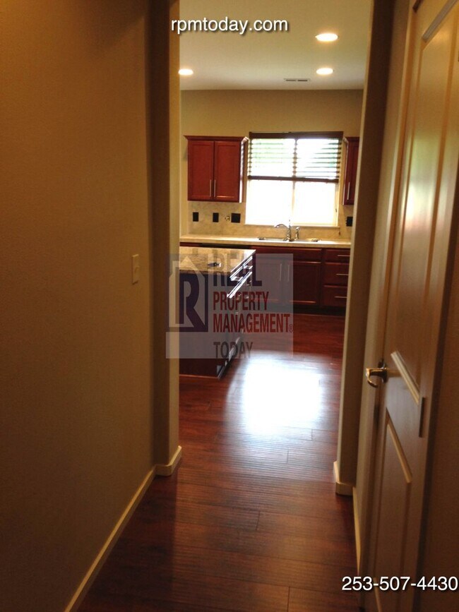 Foto del edificio - 20404 5th Ave Ct E