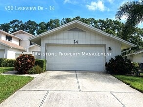 Building Photo - 450 Lakeview Dr