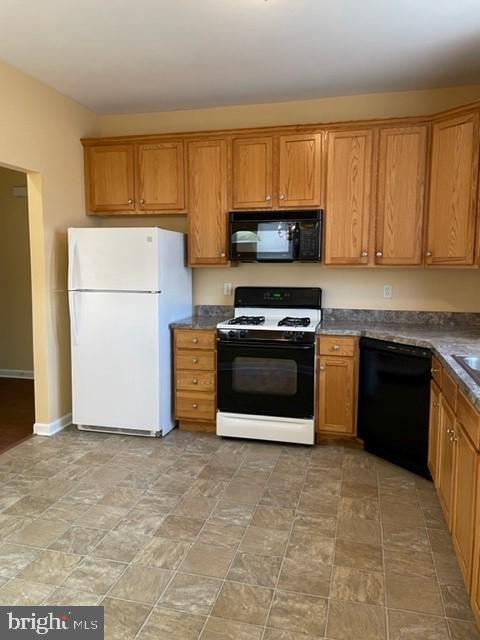 Building Photo - 743 Creekside Dr