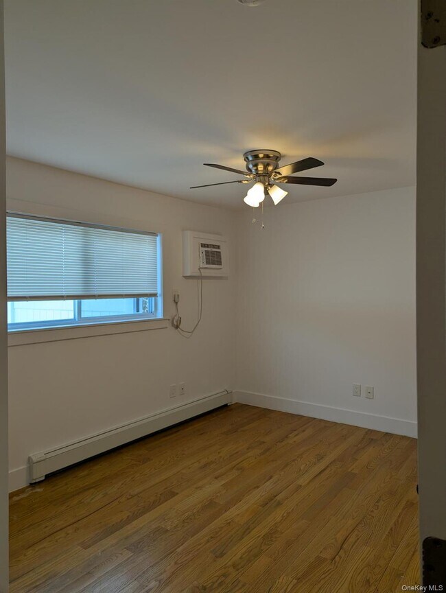 Foto del edificio - 1735 N Gardiner Dr