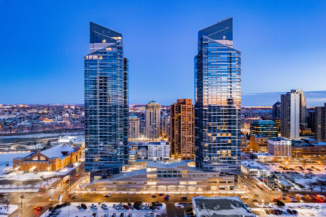 Building Photo - West Village Towers