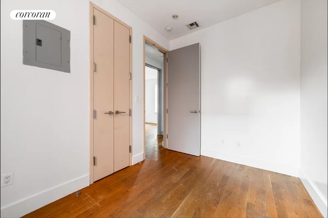 Building Photo - 269 Kosciuszko St
