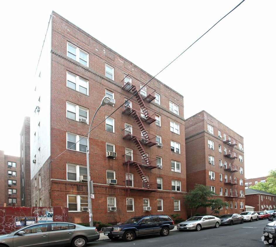 Primary Photo - 1775 E 13th St