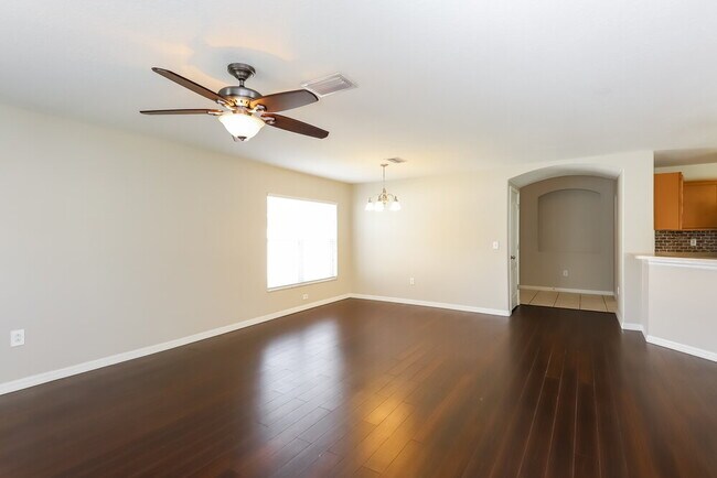 Building Photo - 10721 Shady Preserve Dr
