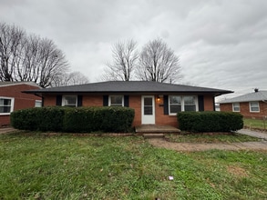 Building Photo - 3106 Daviess St