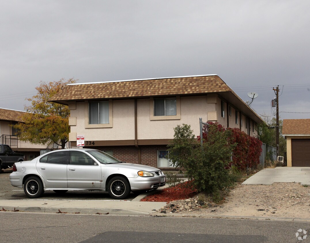 Building Photo - Chapa Apartments