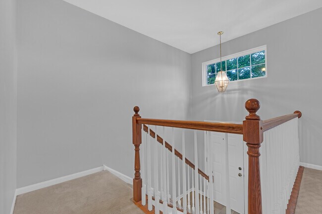 Foto del edificio - 782 Thornbury Ct