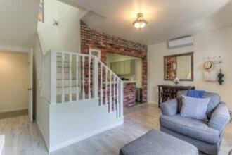 Foto principal - 2406 Hidalgo Ave
