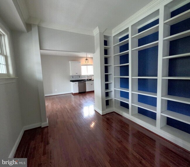 Foto del edificio - 957 Pinehurst Dr