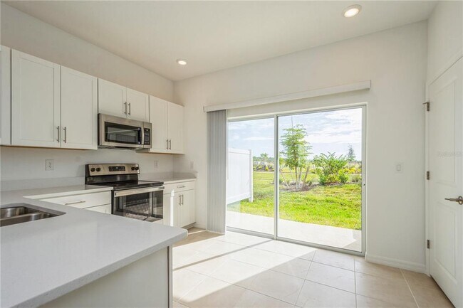 Foto del edificio - 8521 DAYBREAK St