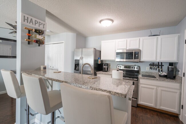 Foto del edificio - 7071 Quarry Ave NE
