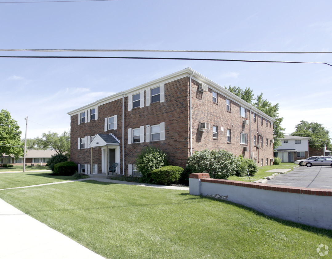 Primary Photo - 66 Sturbridge Rd