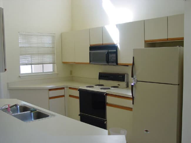Building Photo - 152 Trevor Ct