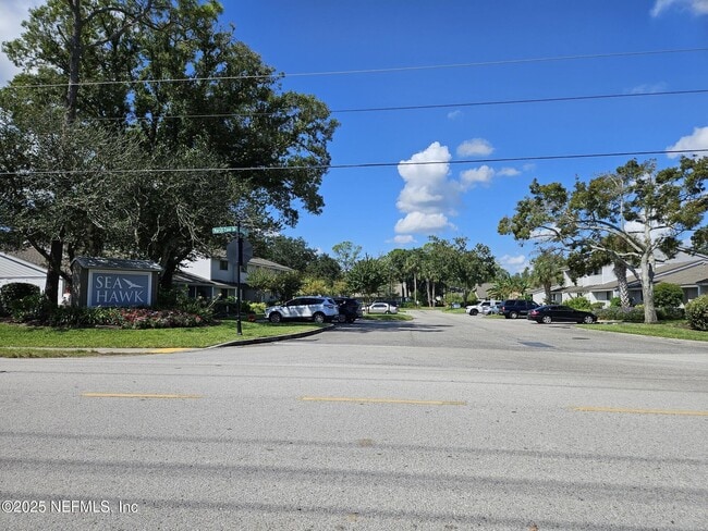 Building Photo - 1107 Sea Hawk Dr