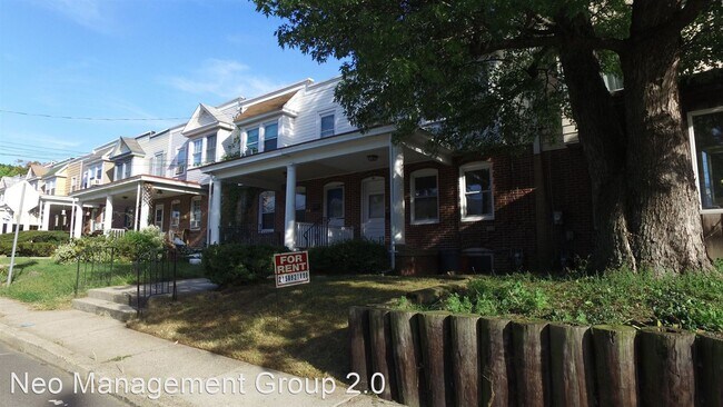 Foto del edificio - 1 br, 1 bath House - 45 Cherry St