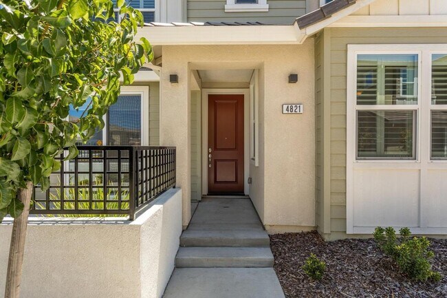 Foto del edificio - 3–4 Bedroom Solar Home in Rocklin – Office + Loft | Available Now