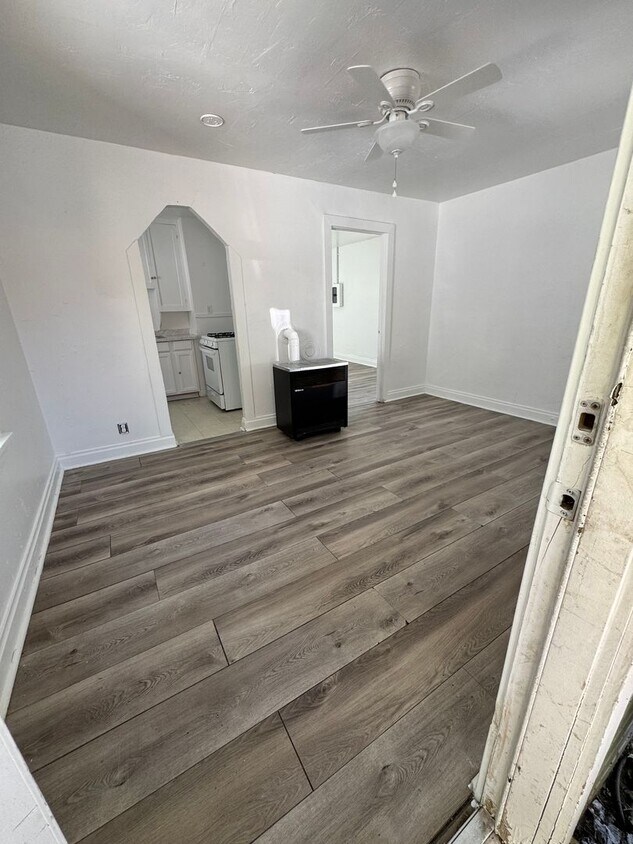 Foto principal - 3211 Adams Ave