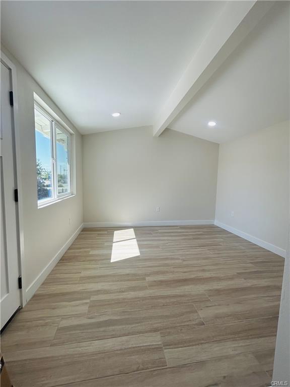 Foto del edificio - 608 S State College Blvd