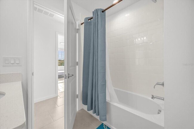 Building Photo - 2508 Cedar Rose St