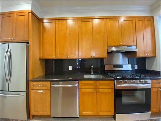 Foto del edificio - Beautiful & Attractive Apartment In Astoria